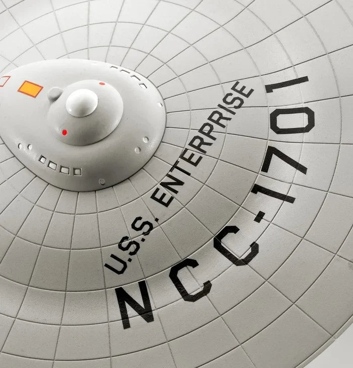STAR TREK THE ORIGINAL SERIES - USS Enterprise - Model Kit 1/600
