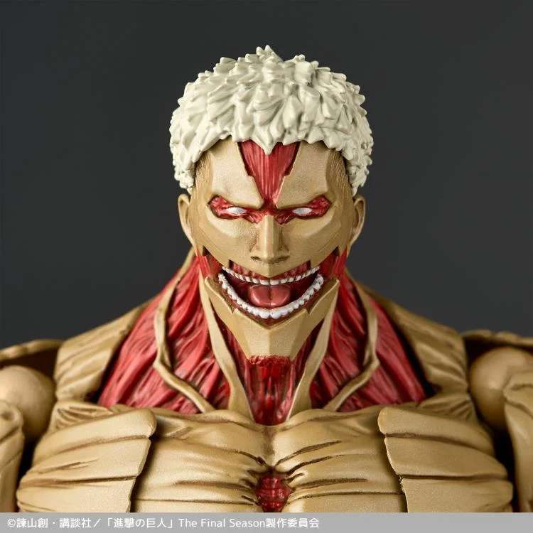 ATTACK ON TITAN - Armored Titan - Figurine Revoltech A.Y. 17cm