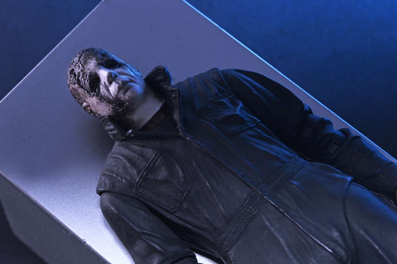 HALLOWEEN RESURRECTION - Michael Myers - Ultimate Figure 17cm