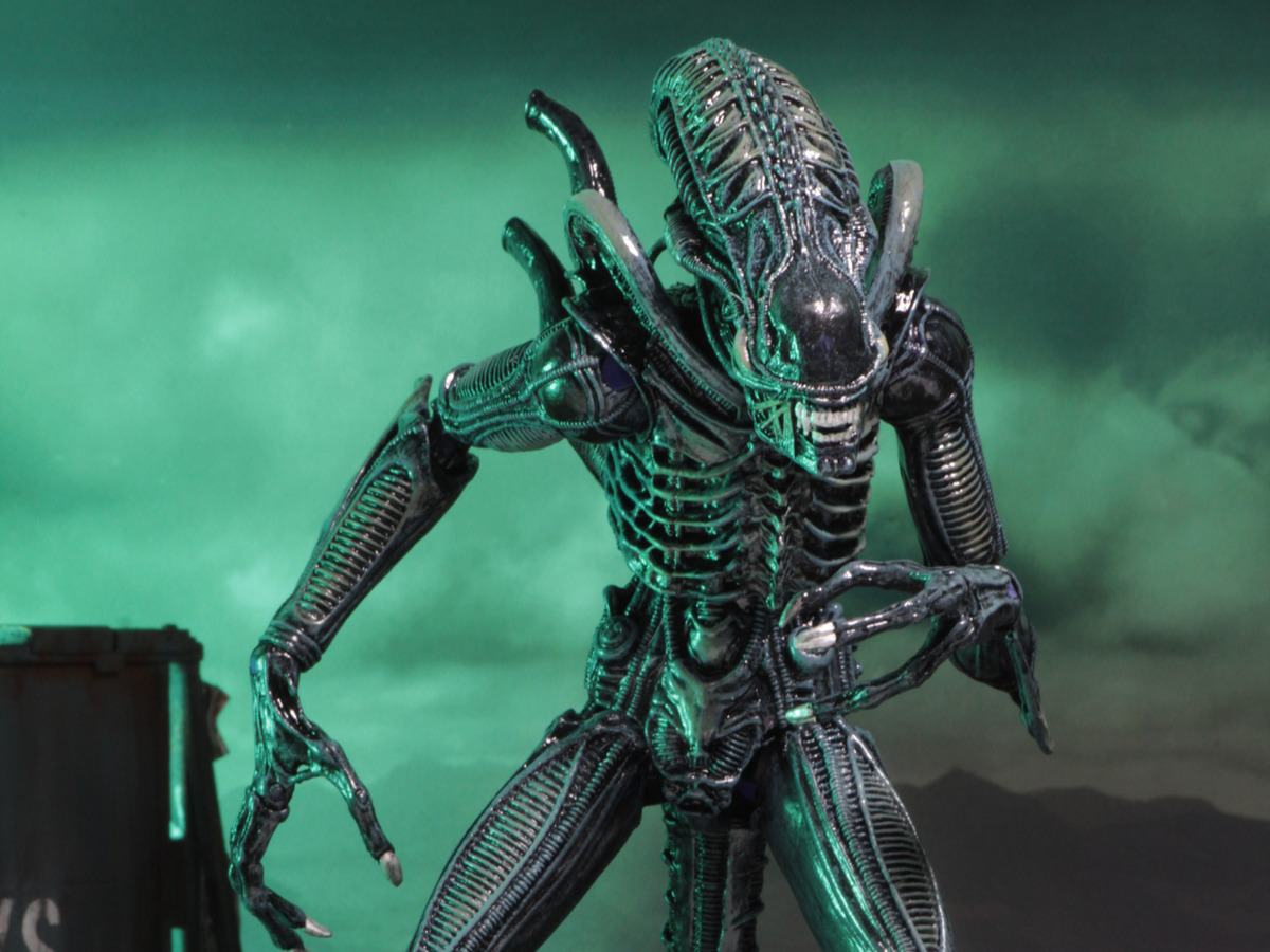 ALIENS - Warrior Alien Blue - Figure Ultimate 23cm
