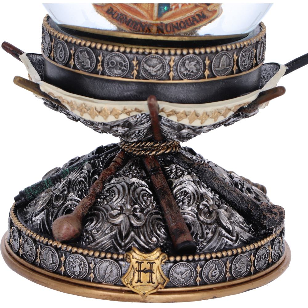 HARRY POTTER - Wand - Snow Globe 16.5cm