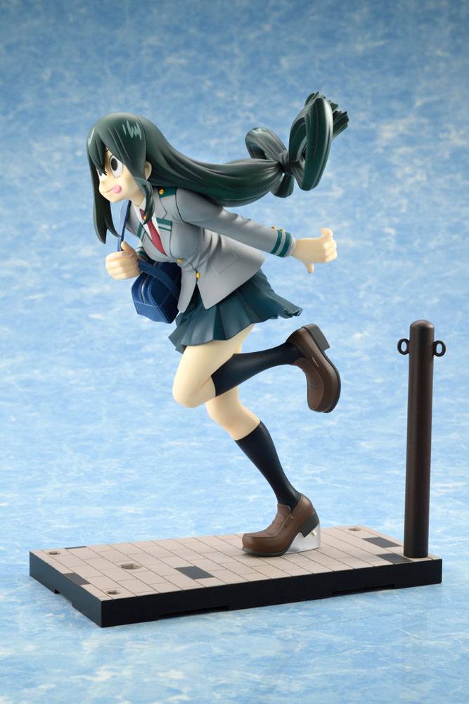 MY HERO ACADEMIA - Tsuyu Asui - Statue 1/8
