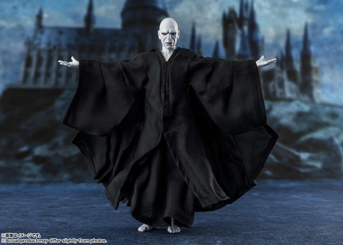 HARRY POTTER ET LA COUPE DE FEU - Voldemort - Fig. S.H. Figuarts 15cm