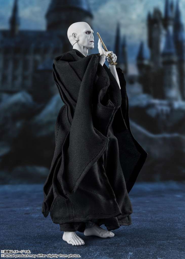 HARRY POTTER ET LA COUPE DE FEU - Voldemort - Fig. S.H. Figuarts 15cm