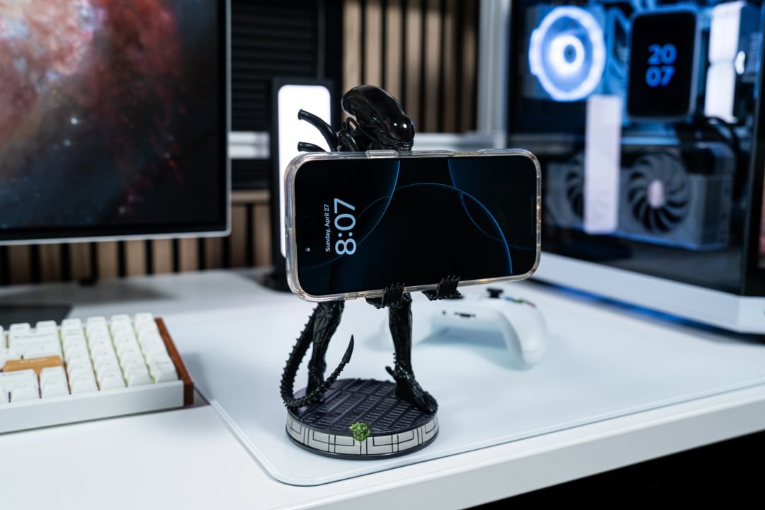 ALIEN - Controller & Phone Support - 20cm