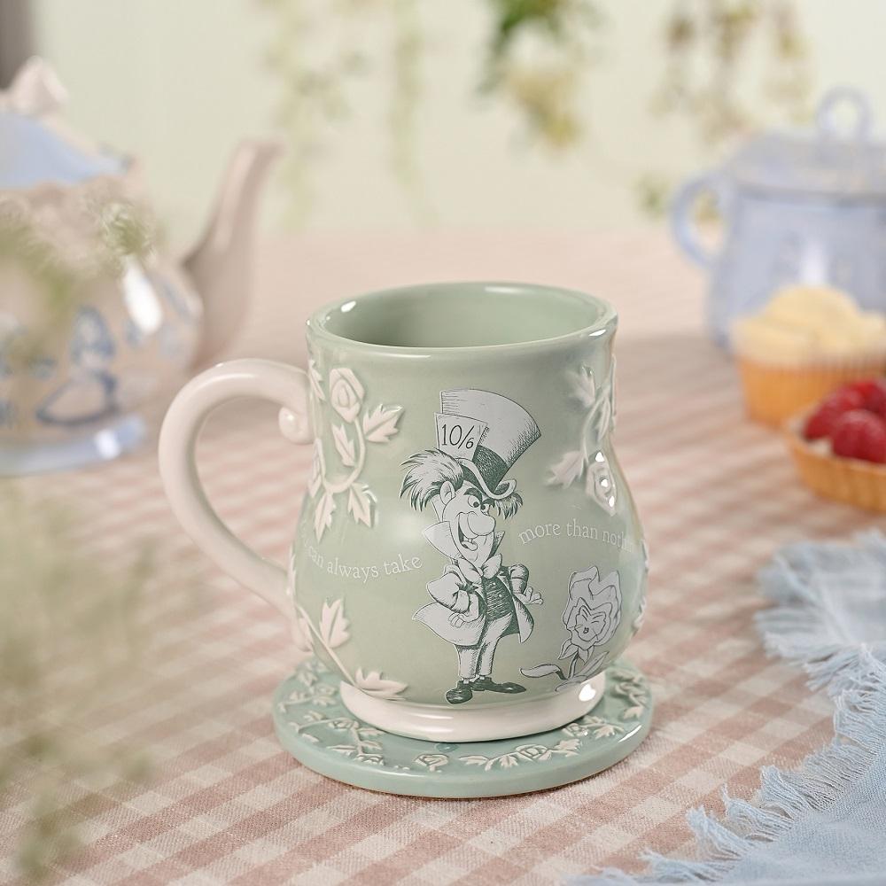 ALICE IN WONDERLAND - Mad Hatter - Embossed Mug 11Oz