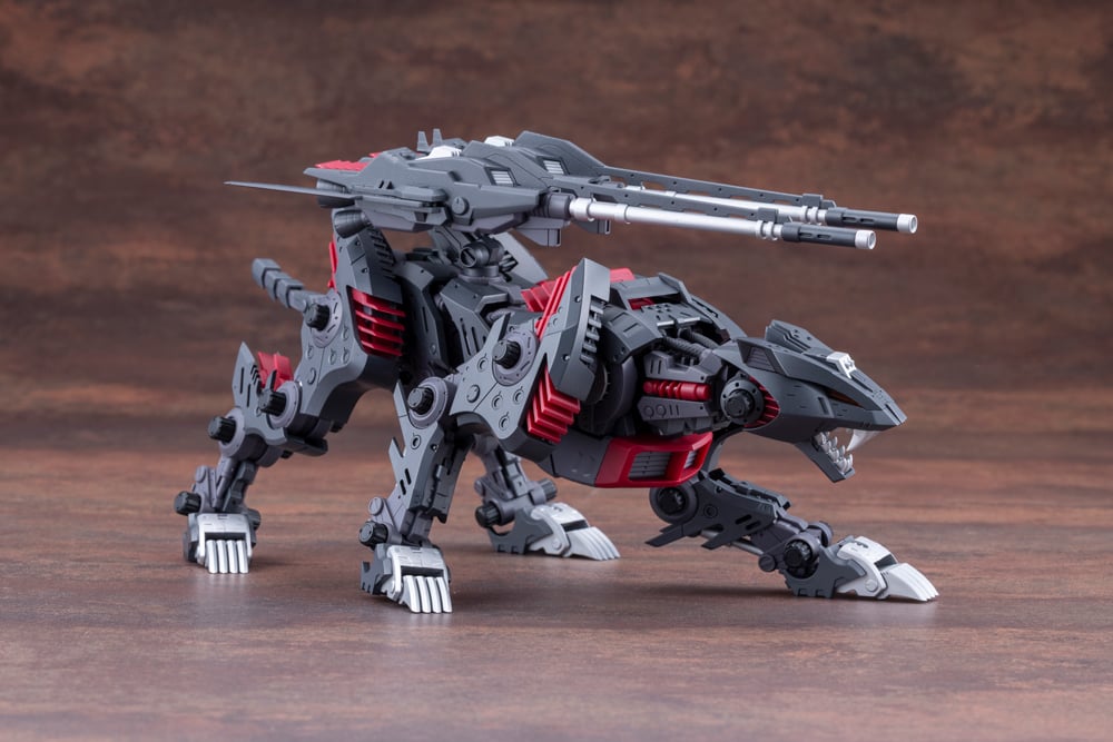 ZOIDS - HMM Lihgtning Saix Irvine Special 2000 - Model Kit 26.5cm
