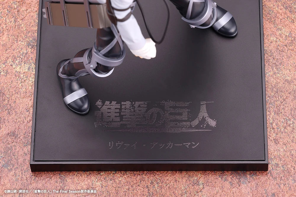 ATTACK ON TITAN - Levi Ackerman - Statue Oshi Works 19.5cm