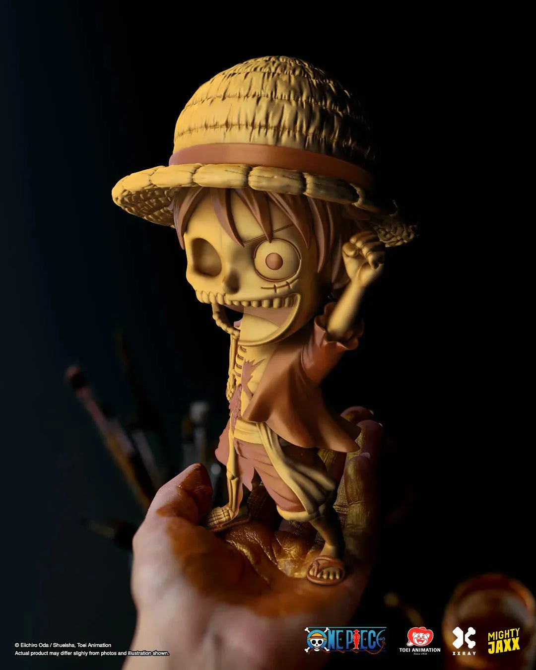 ONE PIECE - Luffy "Treasure Gold Edition" - Figure XXRAY Plus 20cm