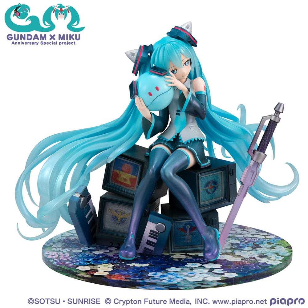 GUNDAM X HATSUNE MIKU - 45th Anniversary - Statue Lucrea 17cm