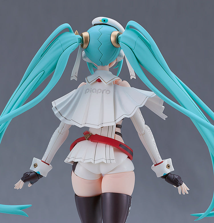 HATSUNE MIKU - Racing Miku 2023 - Figure Plamatea 15.5cm