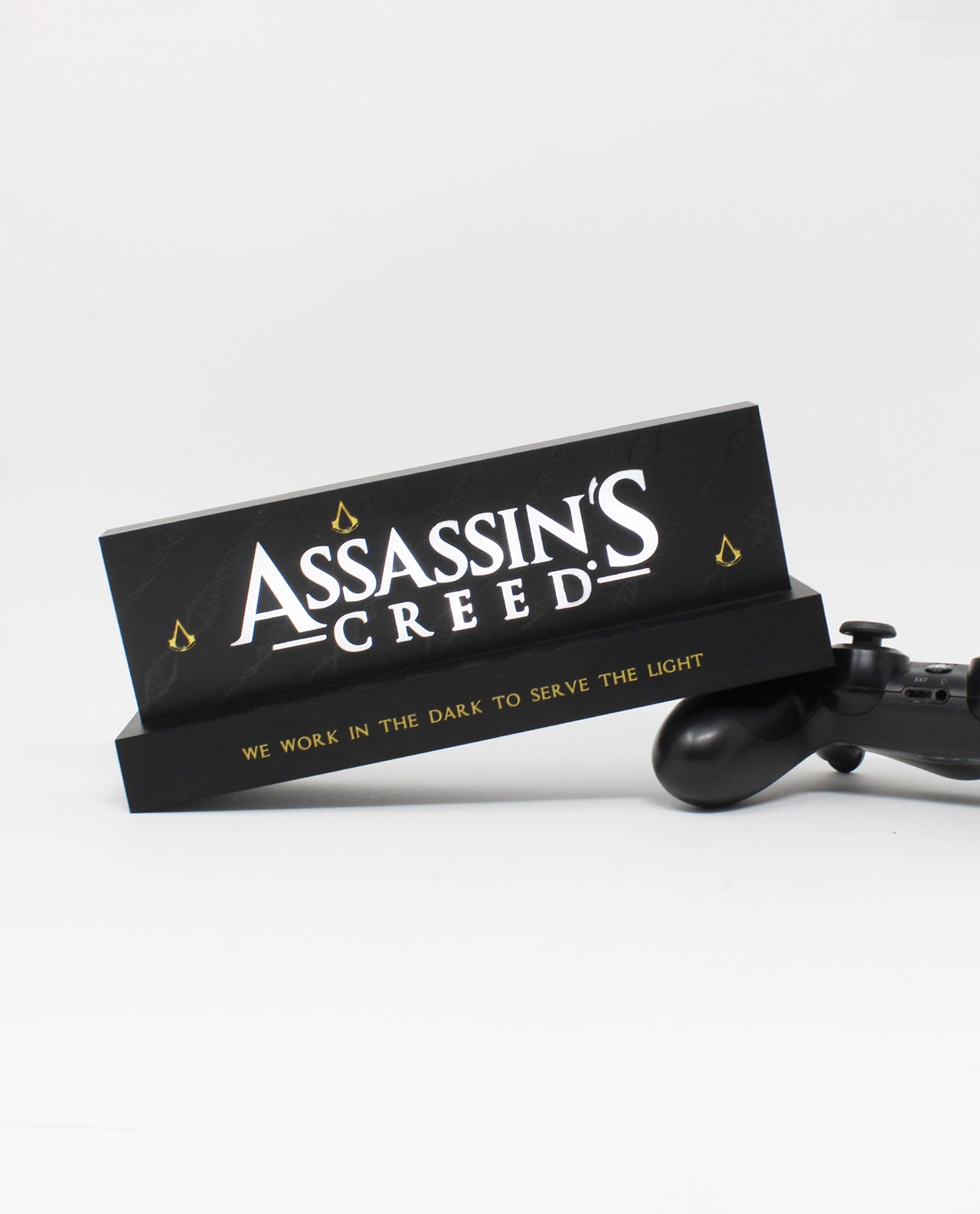 ASSASSIN'S CREED - We work in the dark to serve the light - Lamp