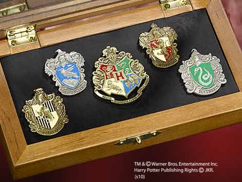 HARRY POTTER - Hogwarts House Pins