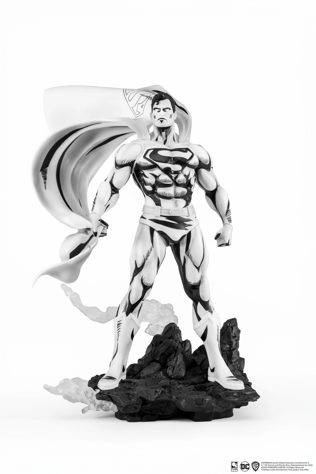 DC HEROES - Superman "Black & White Version" - Statue 1/8 30cm