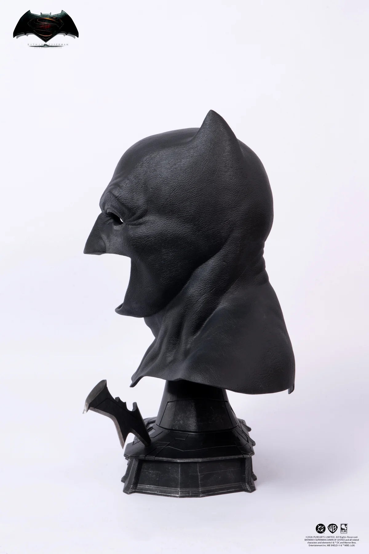 BATMAN V SUPERMAN - Batman Cowl - Replica 1/1 51cm