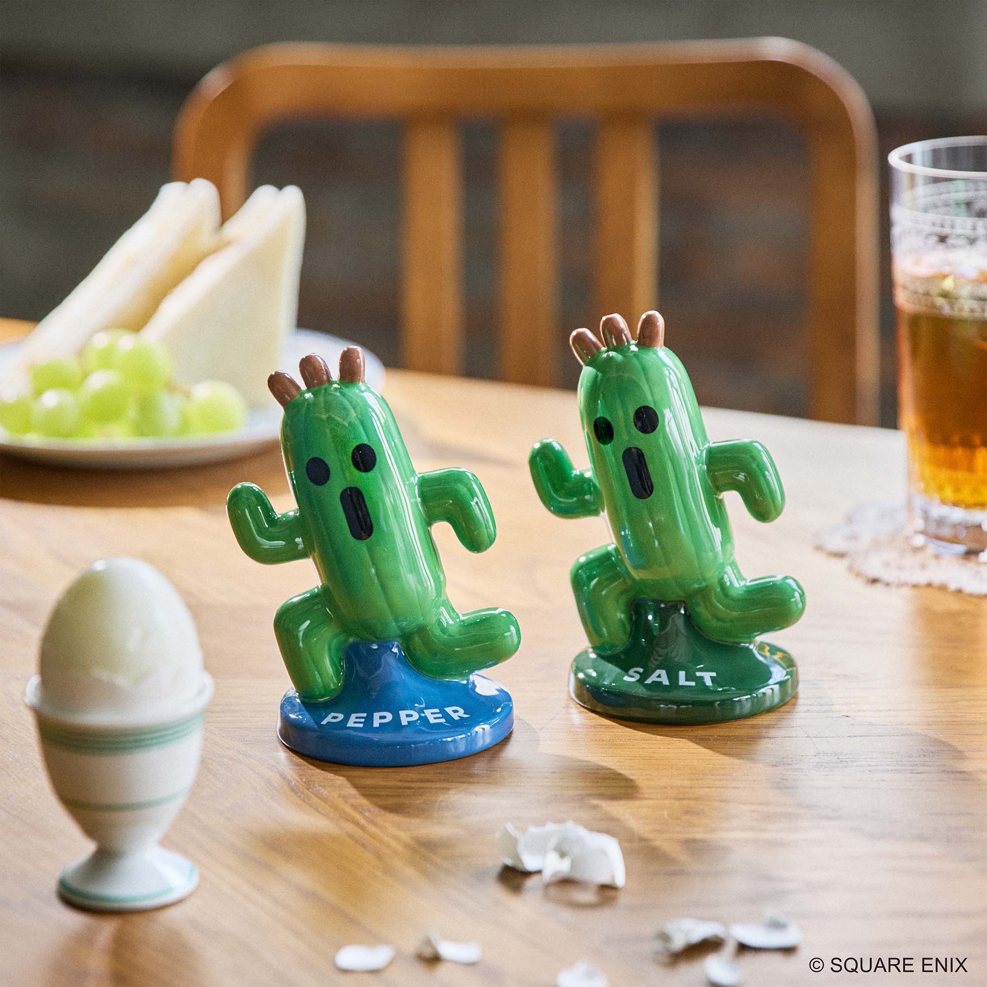 FINAL FANTASY - Salt and Pepper Shaker set - CACTUAR
