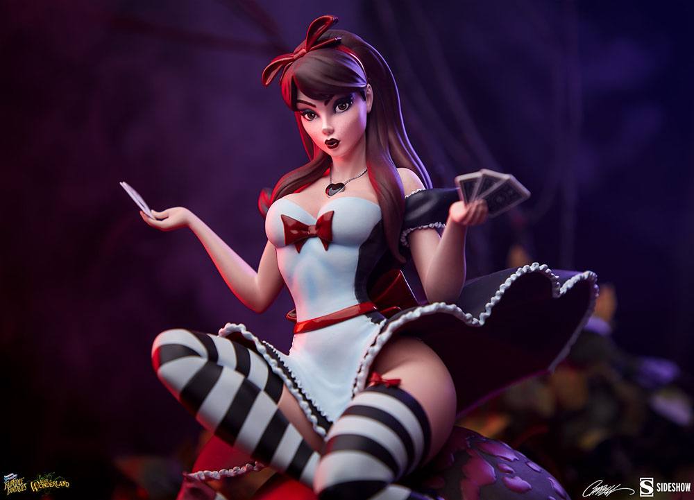 FAIRYTALE FANTASIES - Alice of Game Hearts - Statue '34x27x20cm'