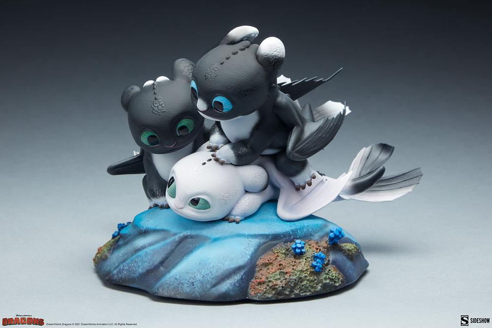 DRAGONS 3 - Dart with Pouncer and Ruffrunner - Statue '15x19x19cm'