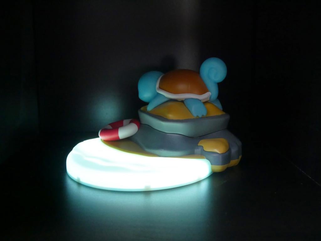 POKEMON - Squirtle - LED Light-Up Scene