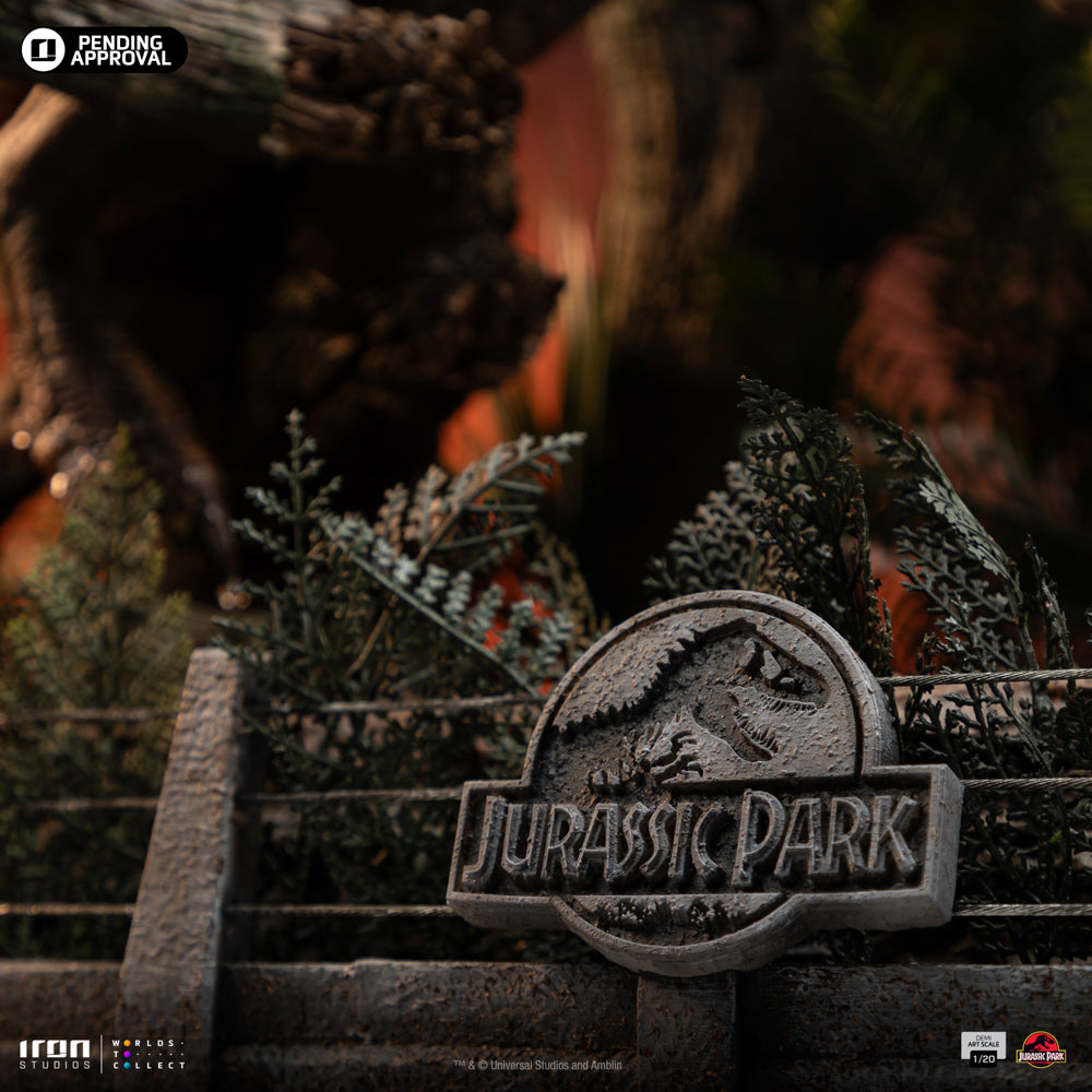 JURASSIC PARK - T-Rex Chase - Statuette Demi Art Scale 1/20 60cm