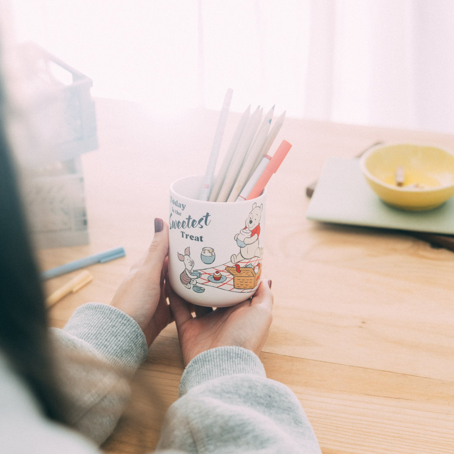 WINNIE THE POOH & Friends - Ceramic Pencil Holder