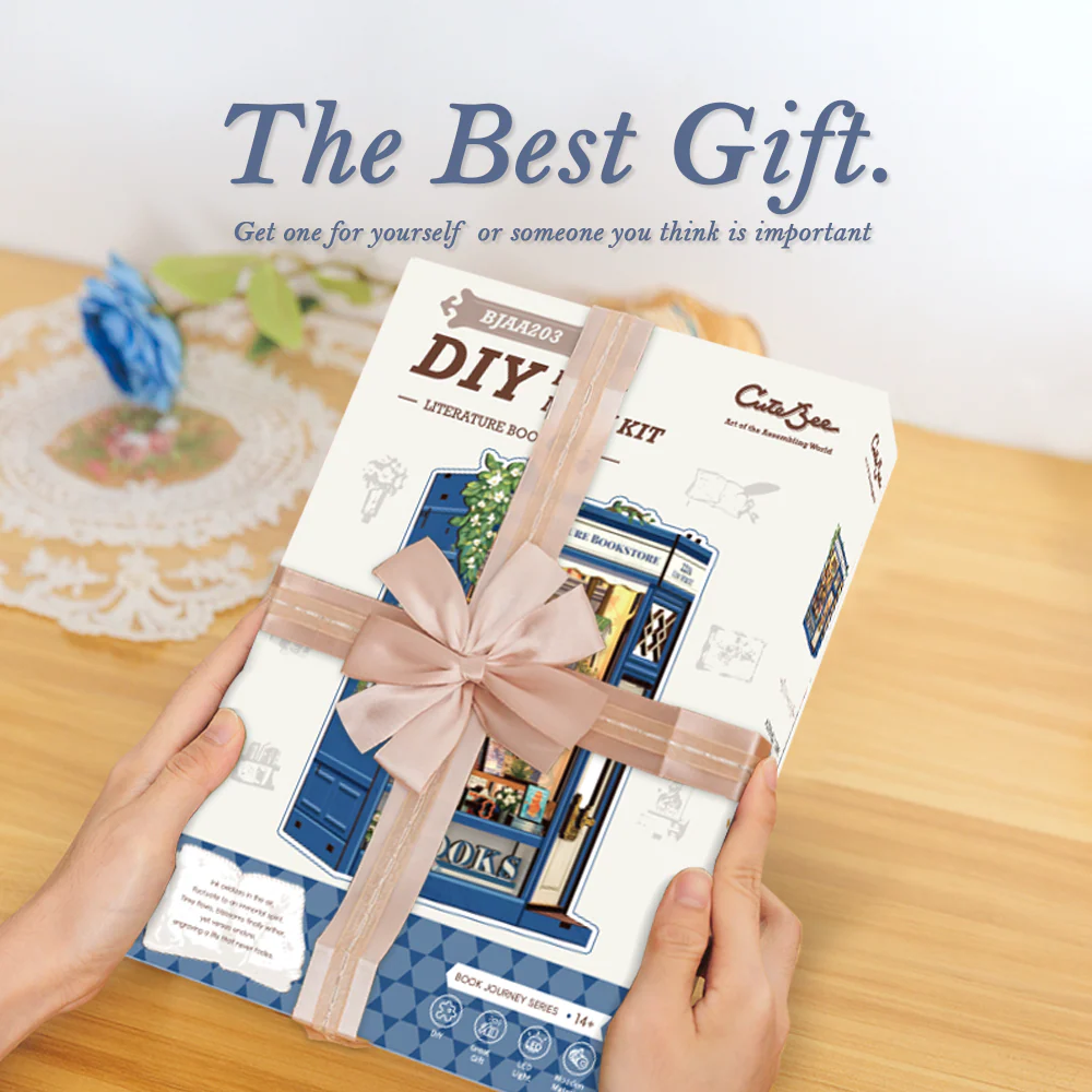 BOOK NOOK KIT - DIY- Literature Bookstore - 186pc + LED Light