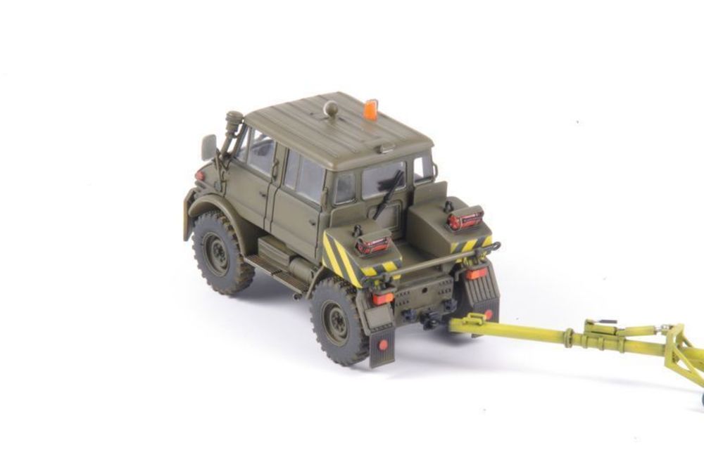 Unimog U406 DoKa Military Airport Tug + Towbar