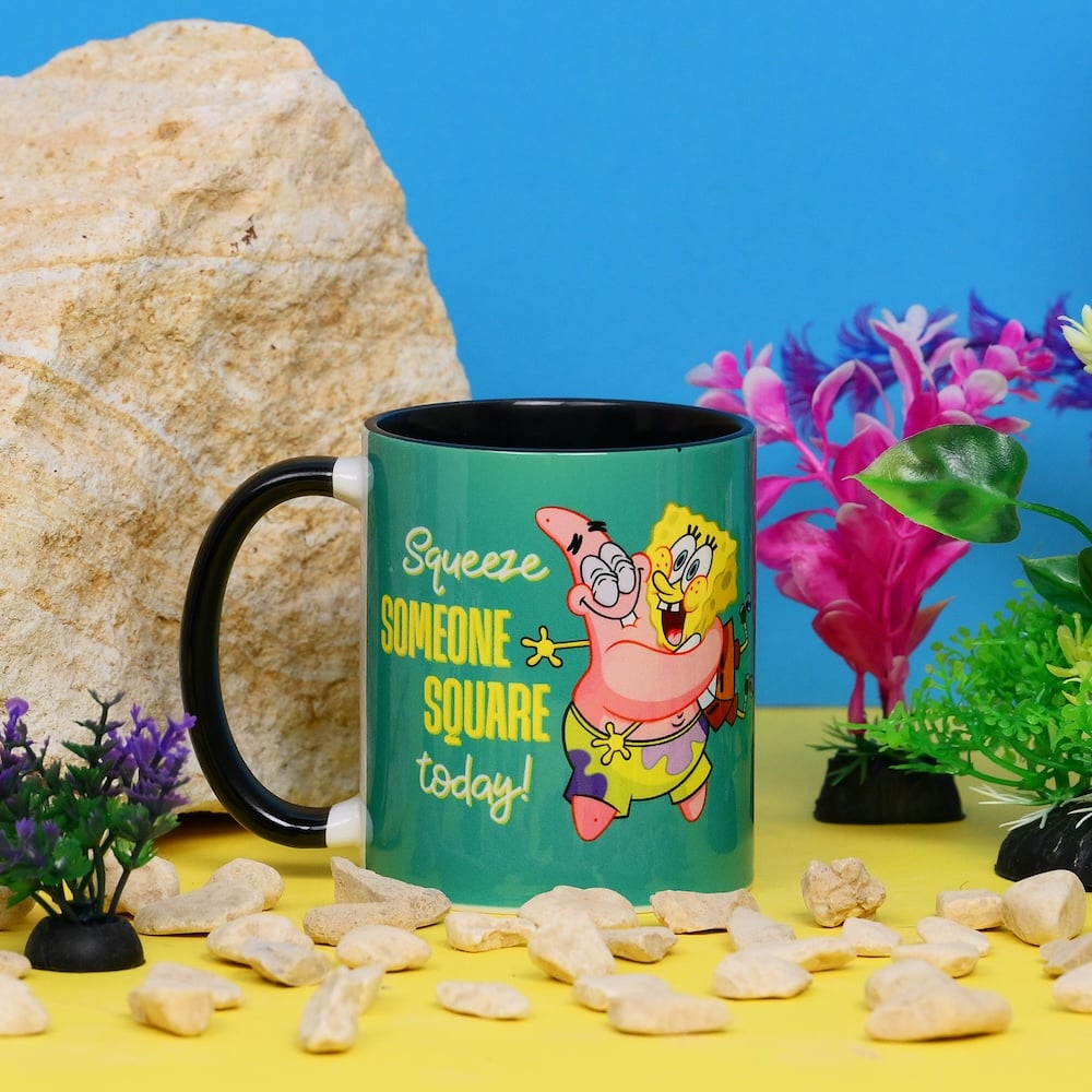 SPONGEBOB - Hug - Inner Colored Mug - 11oz