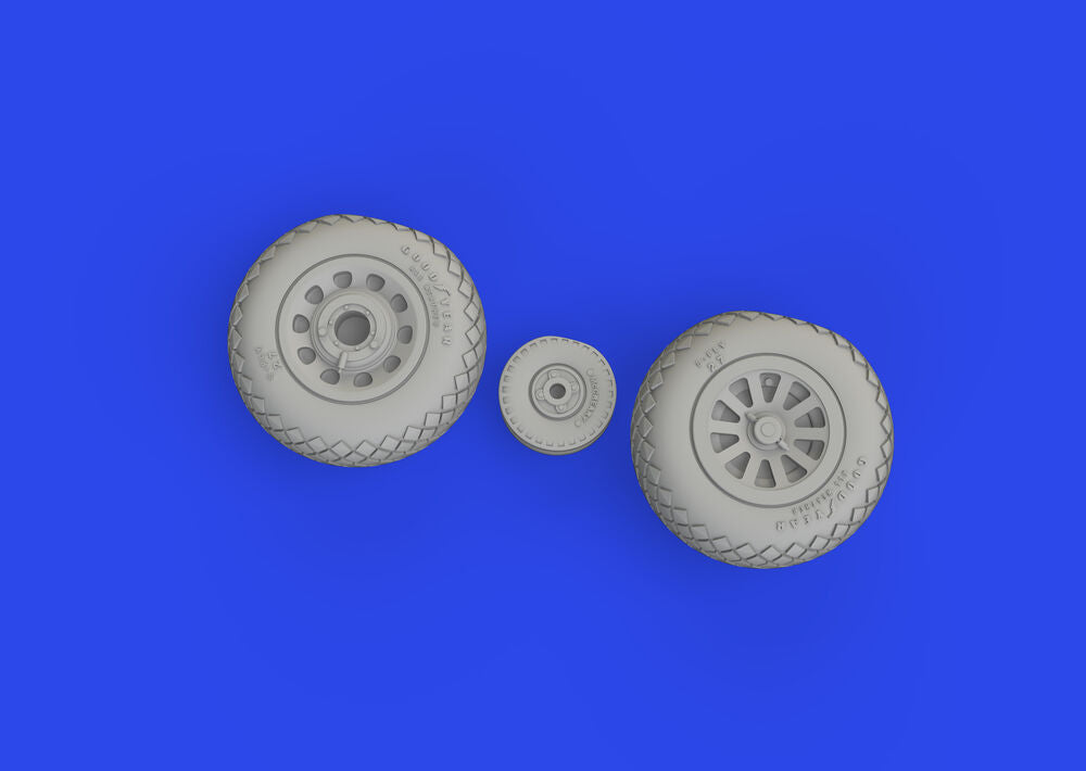 P-51D wheels diamond tread