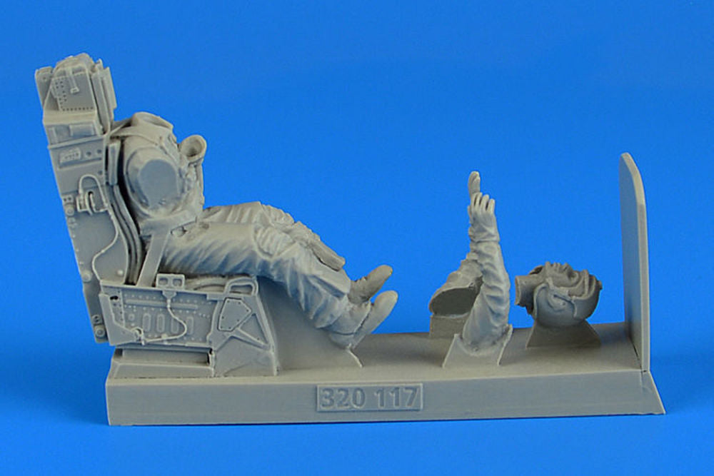 USAF Fighter Pilot with ejection seat for Tamiya/Revell