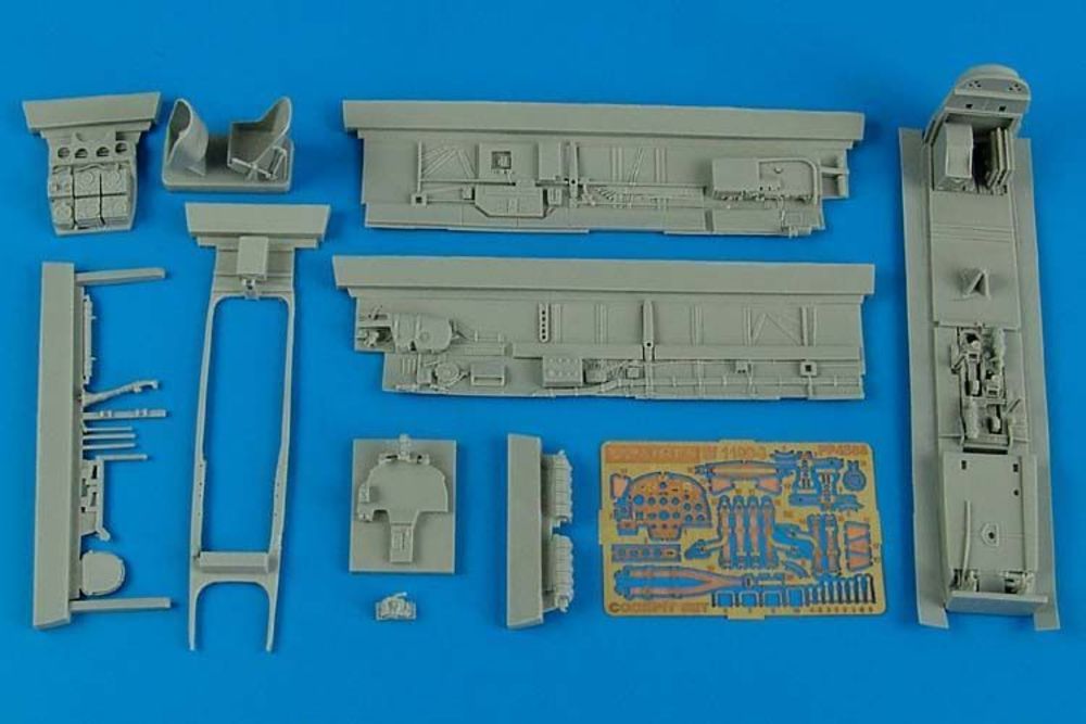 Bf 110D-3 cockpit set for Cyber-Hobby