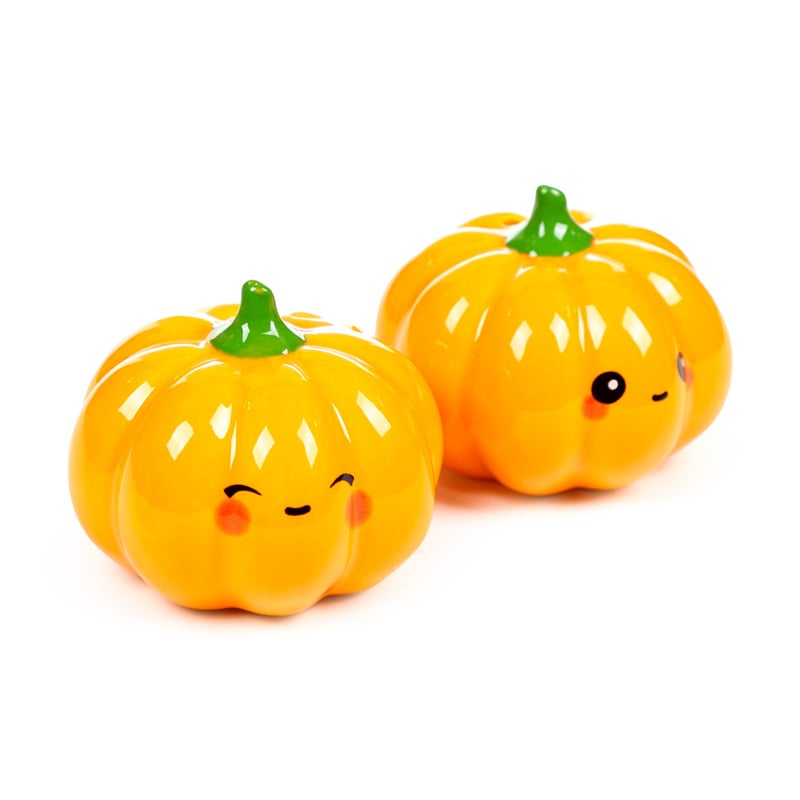 KAWAII - Pumking - Salt and Pepper Shakers Set