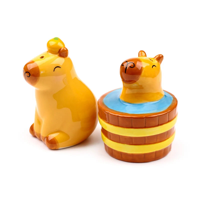 CAPYBARA - Duke - Salt and Pepper Shakers Set