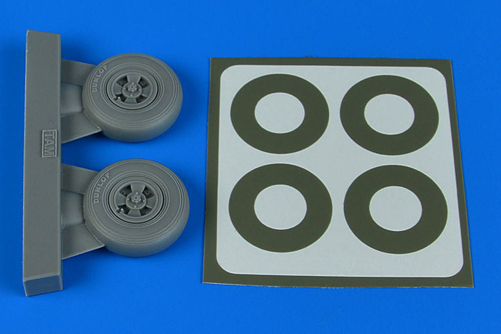 Spitfire Mk.IX wheels (4-spoke) & paint masks for Tamiya