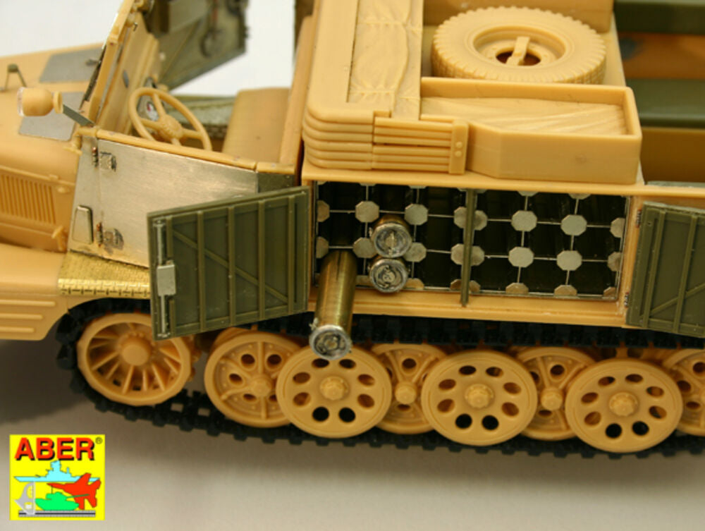 German Nebelkraftwagen Sd.Kfz11/4 vol.1-basic set