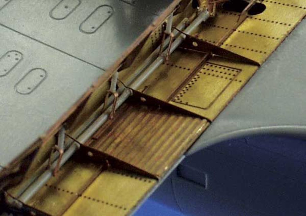 SBD-3 Dauntless Landeklappen Flaps