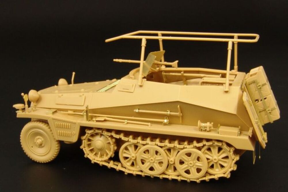 Sd Kfz 250-3 EXTERIOR