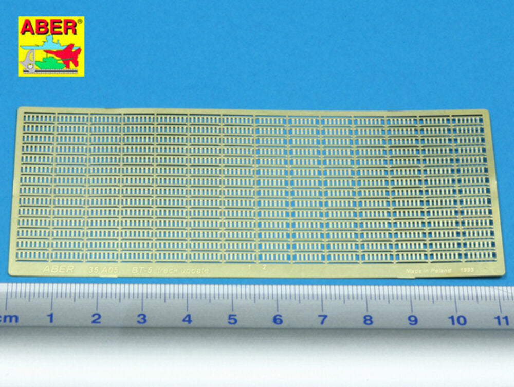 Parts to construct movable tracks for BT-5