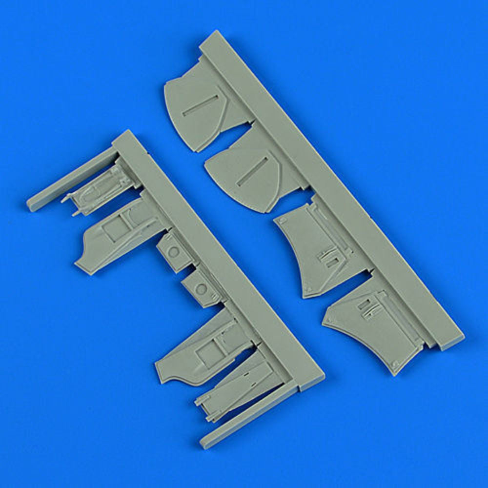 Hawker Hunter undercarriage covers for Airfix