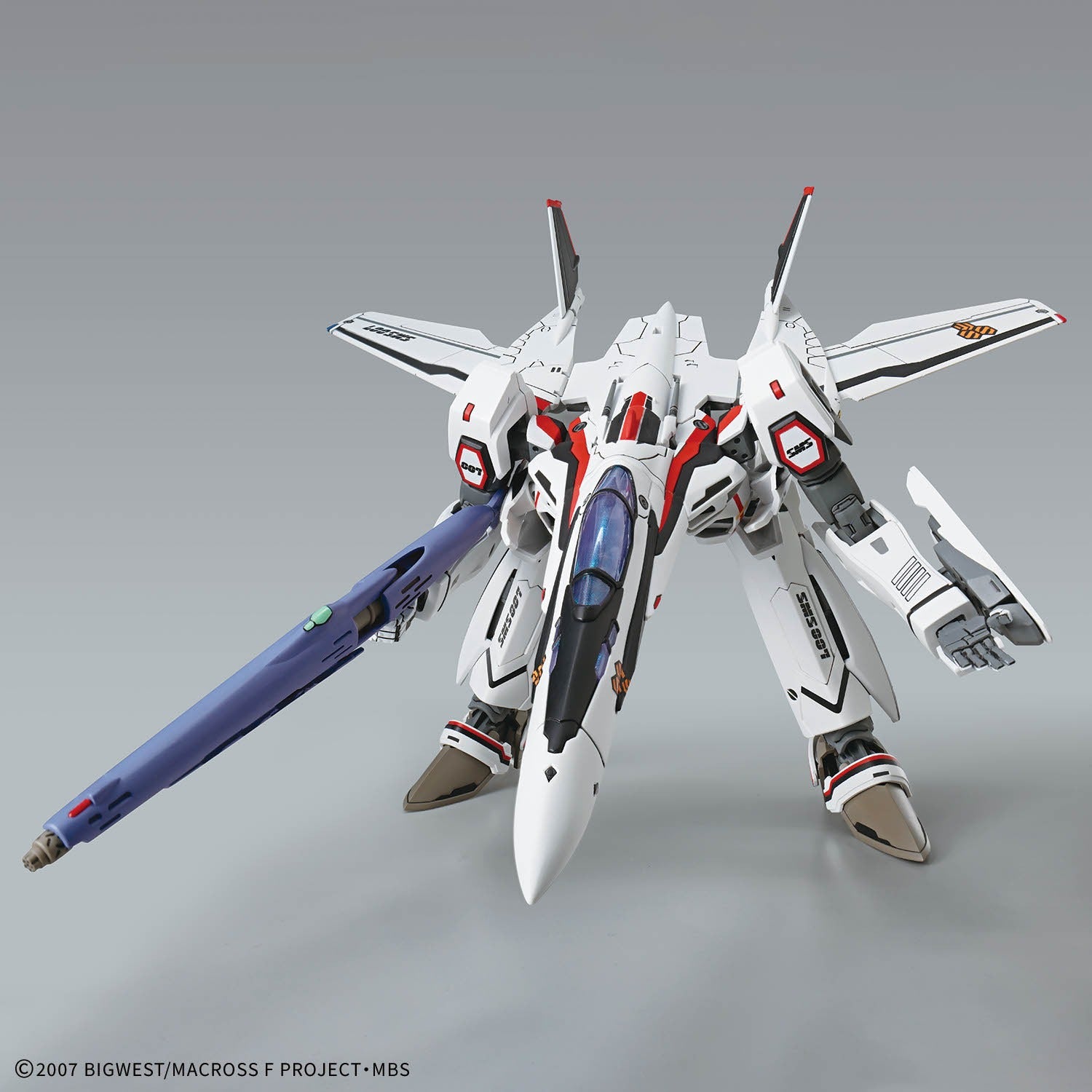 HG 1/100 VF-25F Messiah Valkyrie (Alto Custom) Deluxe Set