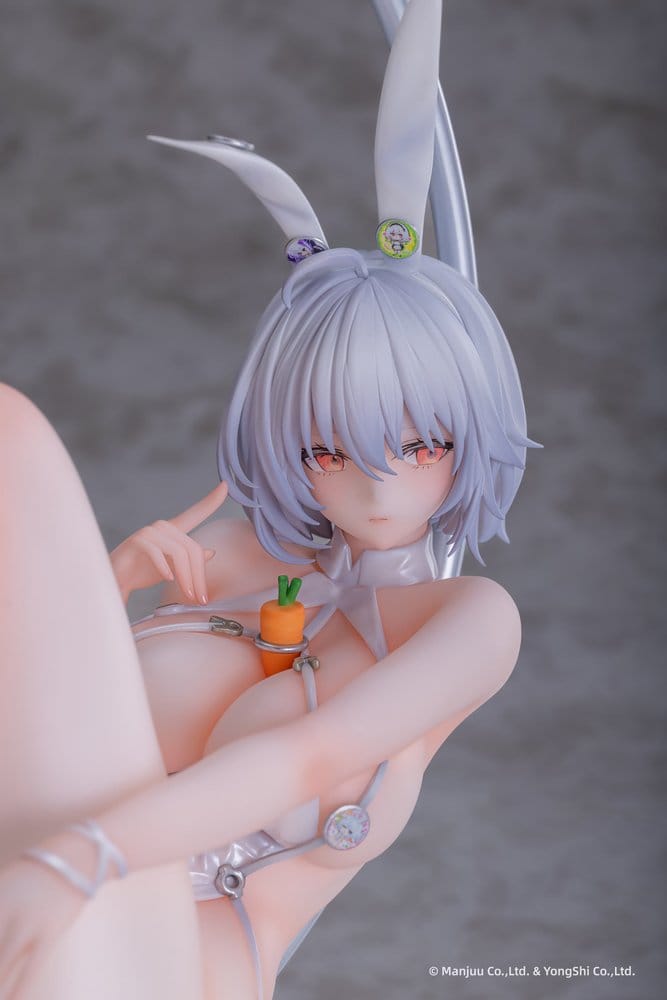 Azur Lane PVC Figure 1/6 Sirius Rabbit of Paradise Ver. 27 cm