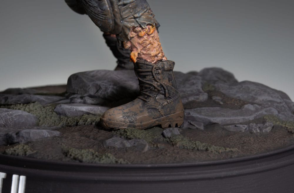 The Last of Us Part II PVC Statue Armored Clicker 22 cm