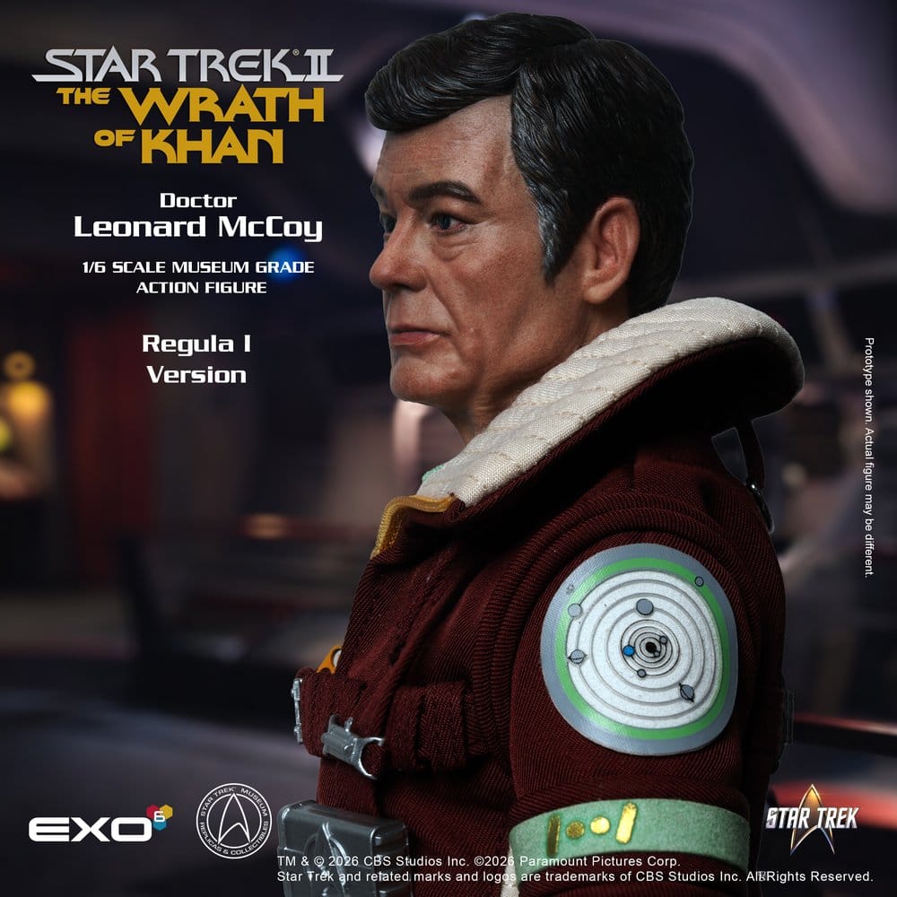 Star Trek II: The Wrath of Khan Action Figure 1/6 Dr. Leonard McCoy Regula I Version 30 cm