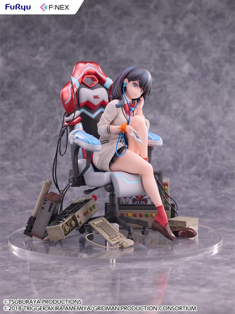 SSSS. Gridman Universe BiCute Bunnies PVC Statue Rikka Takarada Gaming Chair Ver. 19 cm