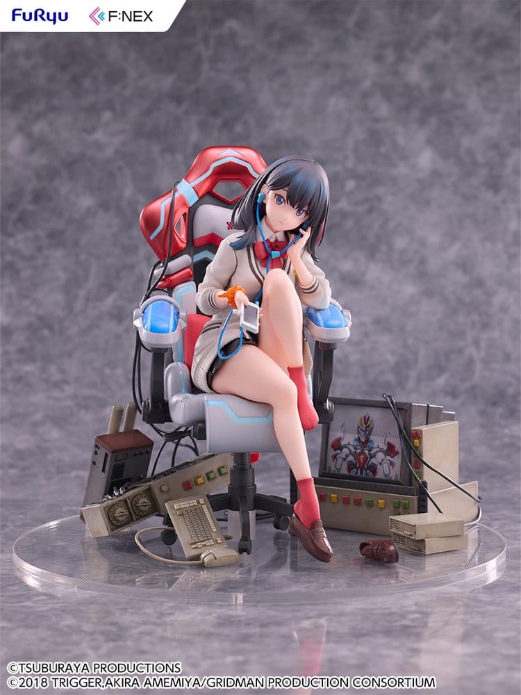 SSSS. Gridman Universe BiCute Bunnies PVC Statue Rikka Takarada Gaming Chair Ver. 19 cm