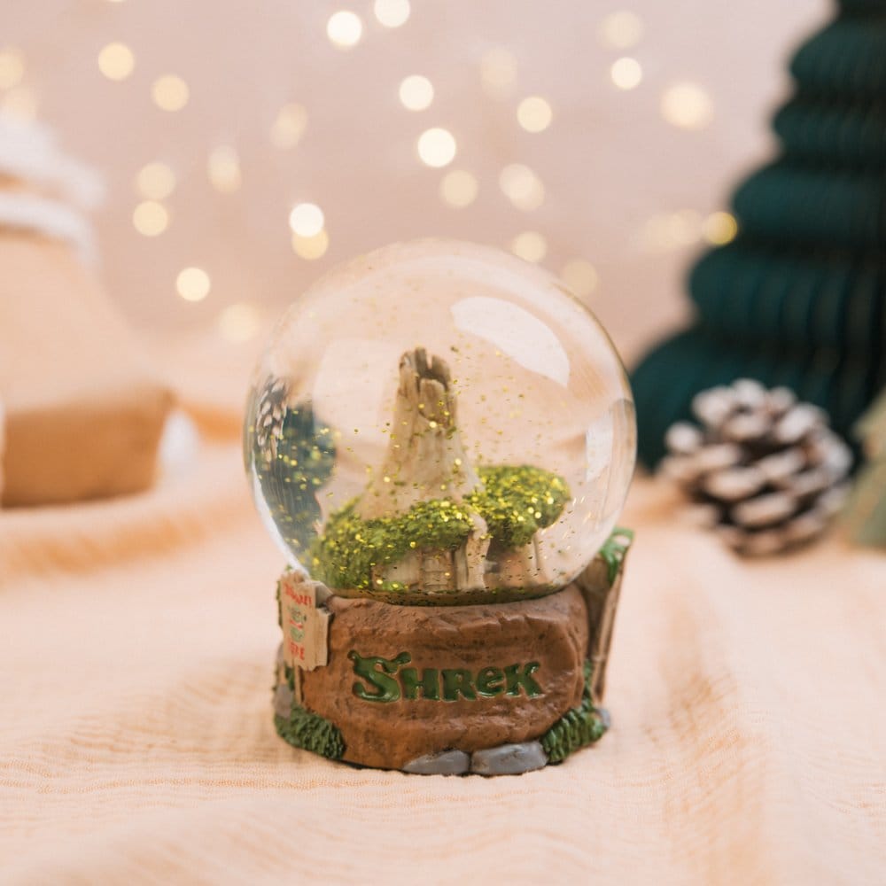 DreamWorks Shrek Snow Globe 10 cm