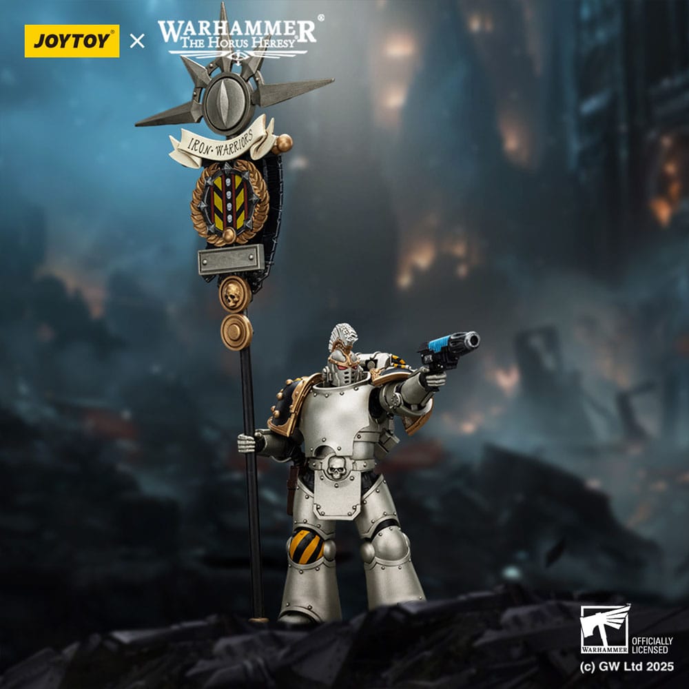 Warhammer The Horus Heresy Action Figure 1/18 Iron Warriors Command Squad Chosen with Legion Standard 12 cm