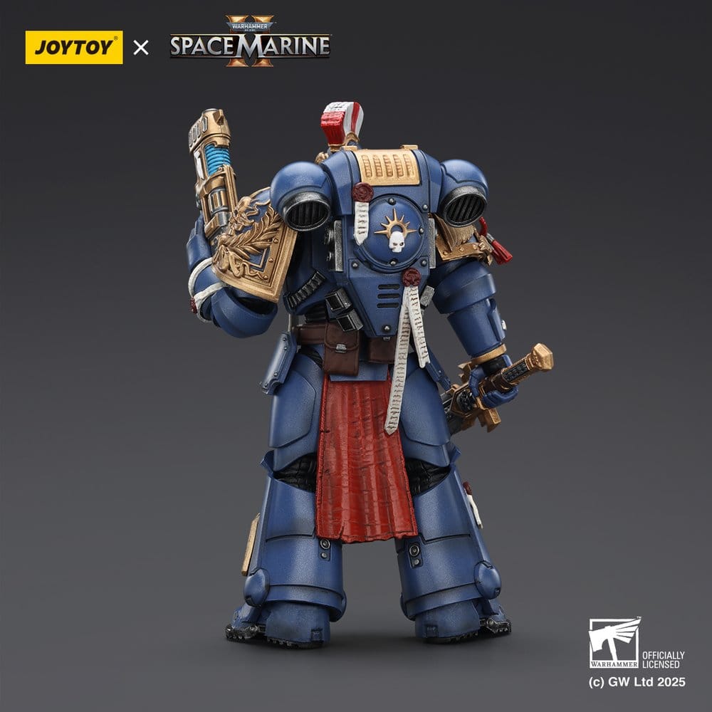 Warhammer 40,000: Space Marine 2 Action Figure Ultramarines Relic Primus Armourwith Plasma Pistol and Combat Blade 13 cm