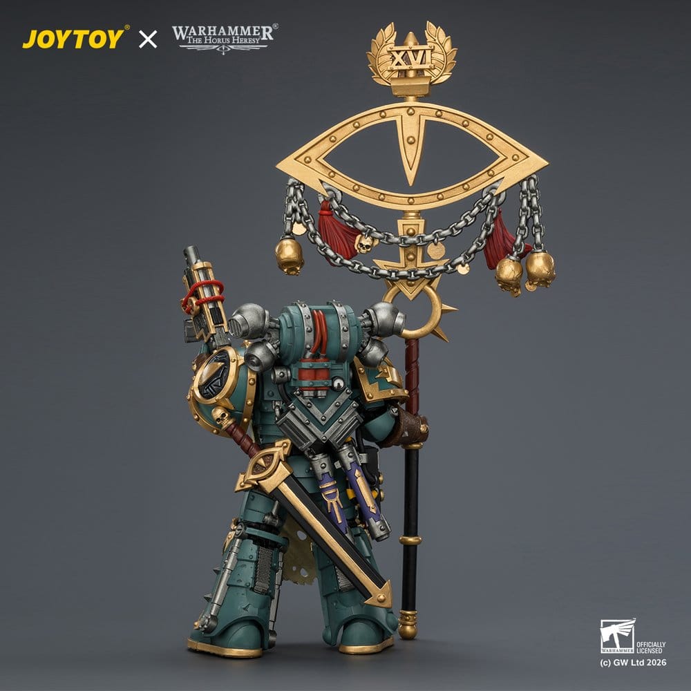 Warhammer Action Figure Sons of Horus Maloghurst the Twisted, the Warmaster's Equerry 13 cm