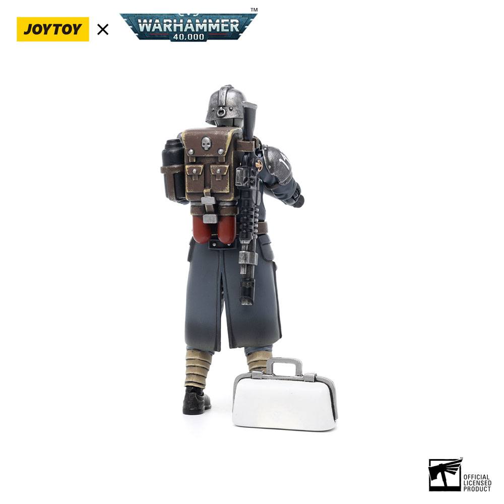 Warhammer 40k Action Figure 1/18 Death Korps of Krieg Veteran Squad Guardsman Medic 10 cm